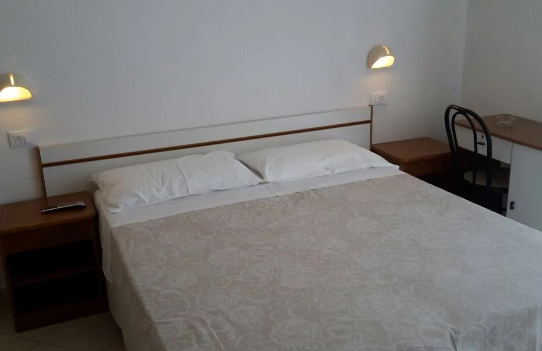 Hotel Madrid-1